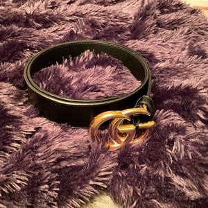 Black Gucci Leather Belt with Double G buckle